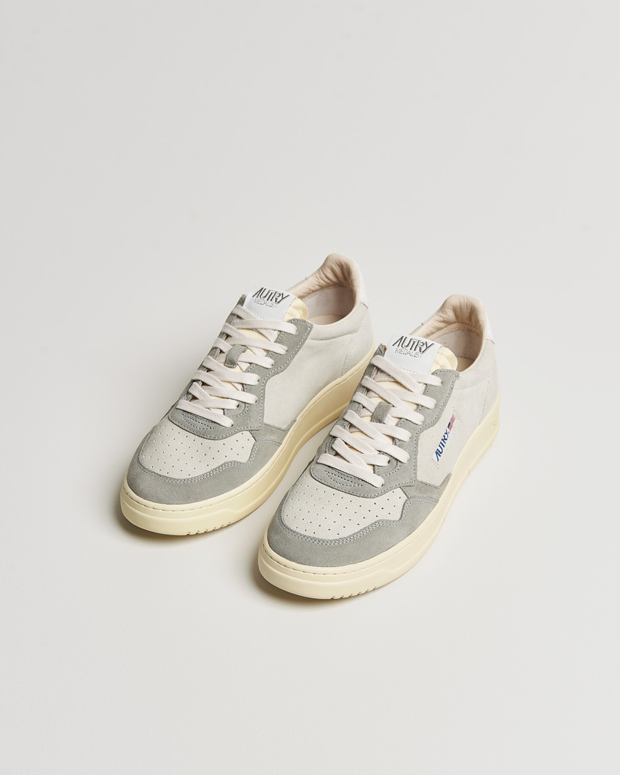 Uomini | Autry Medalist Low Suede Sneaker Grey/Cream | Autry | Medalist Low Suede Sneaker Grey/Cream