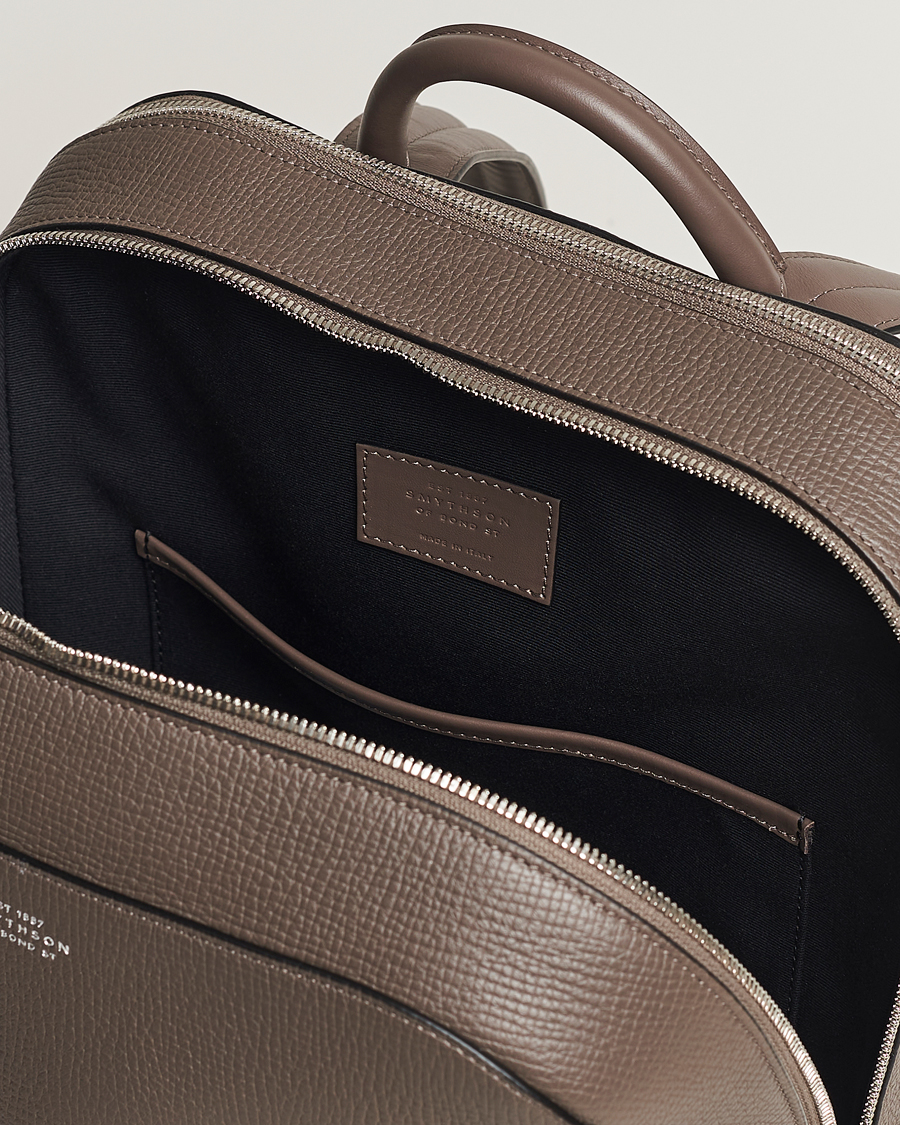 Uomini | Smythson Ludlow Zip Around Backpack Dark Taupe | Smythson | Ludlow Zip Around Backpack Dark Taupe