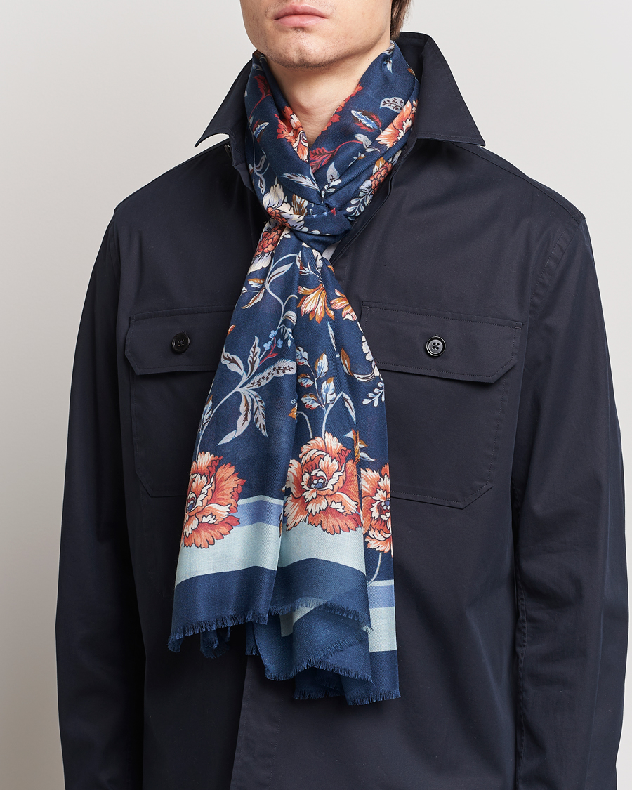 Uomini | Etro Modal/Cashmere Printed Scarf Dark Blue | Etro | Modal/Cashmere Printed Scarf Dark Blue