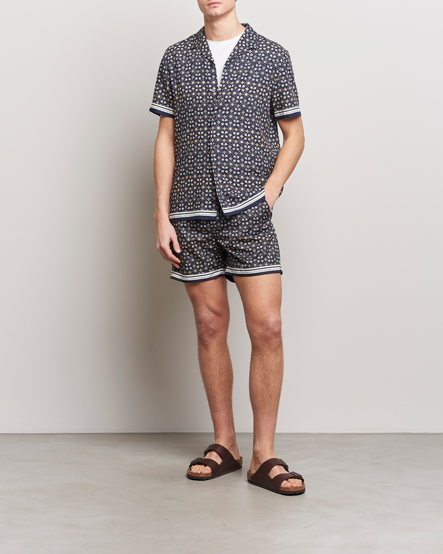 Uomini | Costumi da bagno | Orlebar Brown | Bulldog Fiore Swimshorts Night Iris