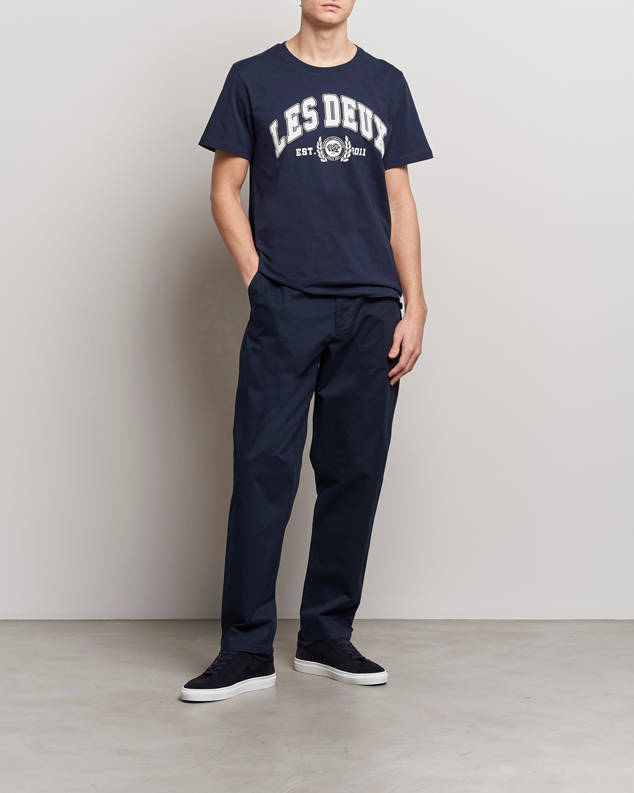 Uomini | T-shirt | LES DEUX | University T-Shirt Dark Navy