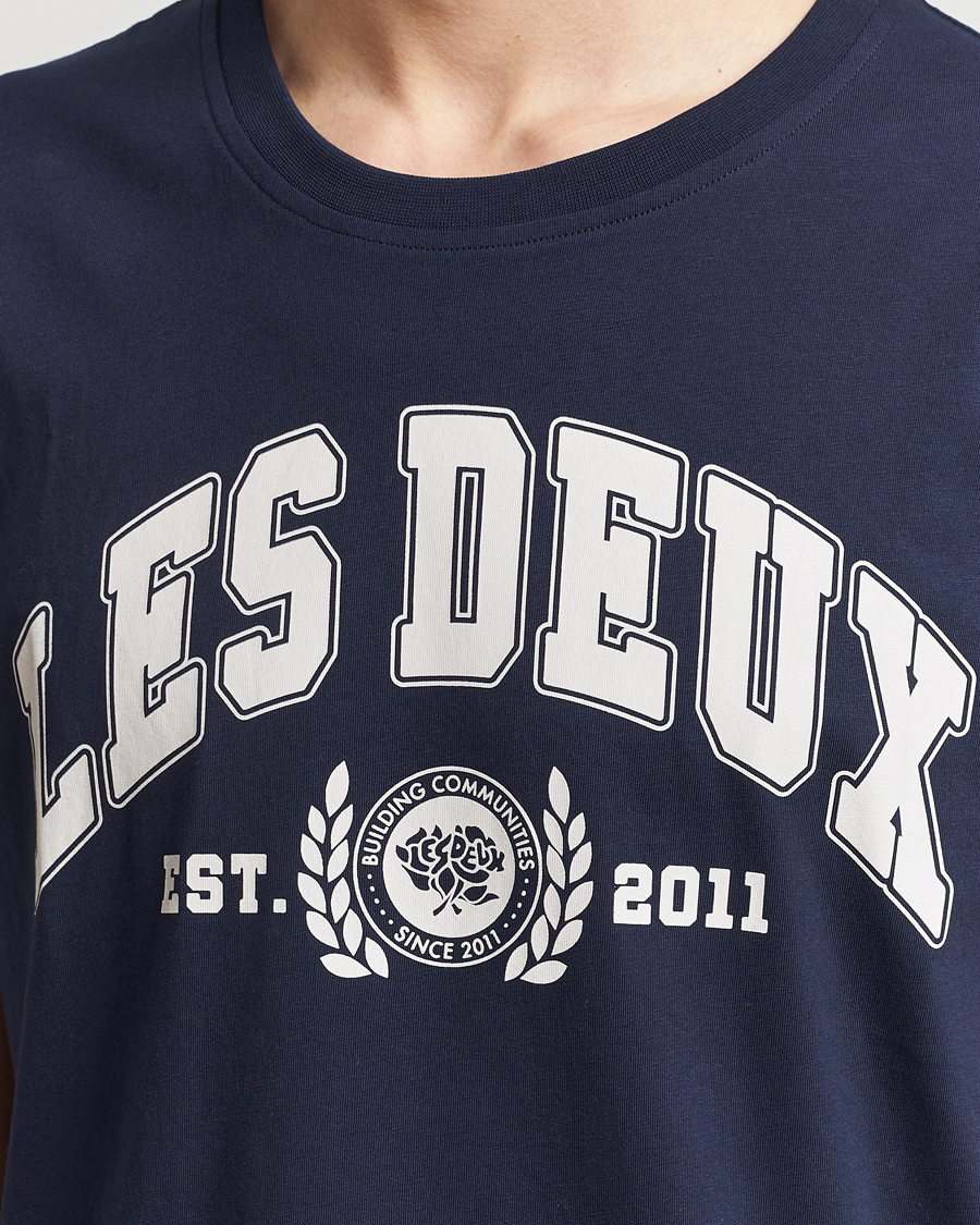Uomini | T-shirt | LES DEUX | University T-Shirt Dark Navy