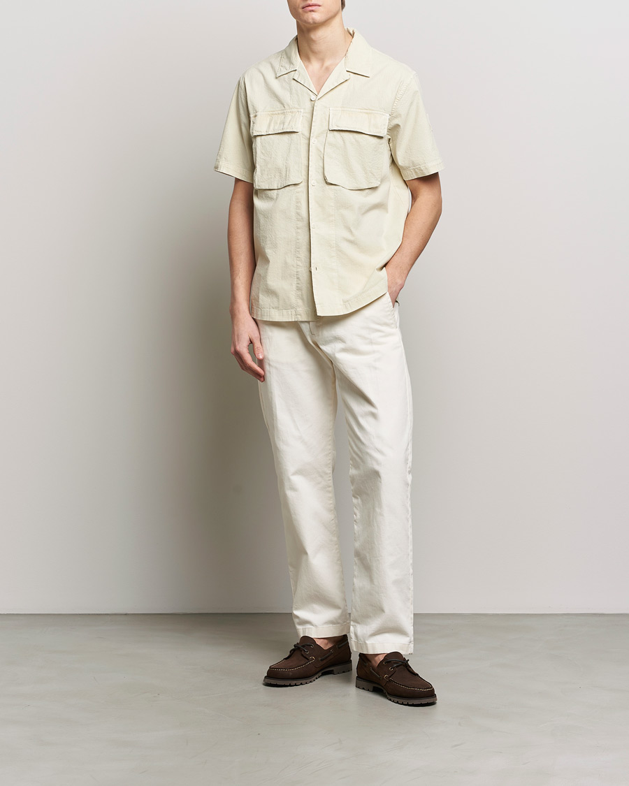 Uomini | Camicie | Belstaff | Caster Short Sleeve Seersucker Shirt Beige