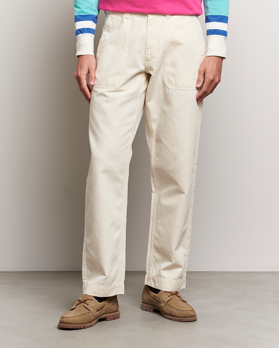 Uomini | Pantaloni | Drake's | Herringbone Fatigue Cotton Trousers Ecru