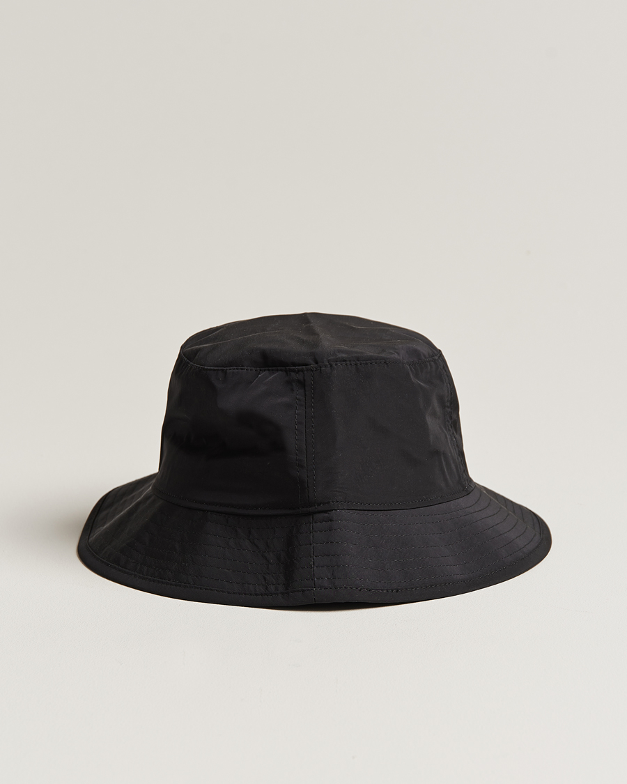 Uomini | C.P. Company Chrome R Bucket Hat Black | C.P. Company | Chrome R Bucket Hat Black
