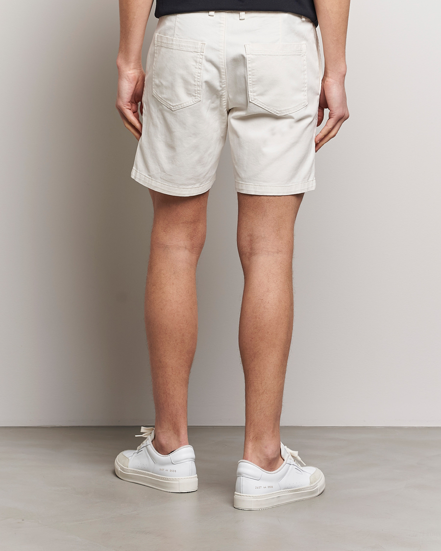 Uomini | Pantaloncini | Tiger of Sweden | Caid Cotton Chino Shorts Summer Snow