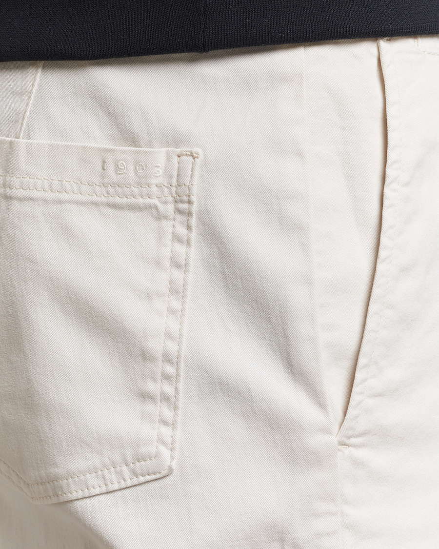 Uomini | Pantaloncini | Tiger of Sweden | Caid Cotton Chino Shorts Summer Snow