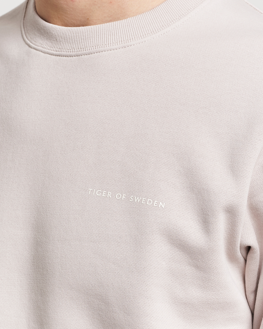 Uomini | Maglieria | Tiger of Sweden | Emerson Crew Neck Sweatshirt Grey Sand