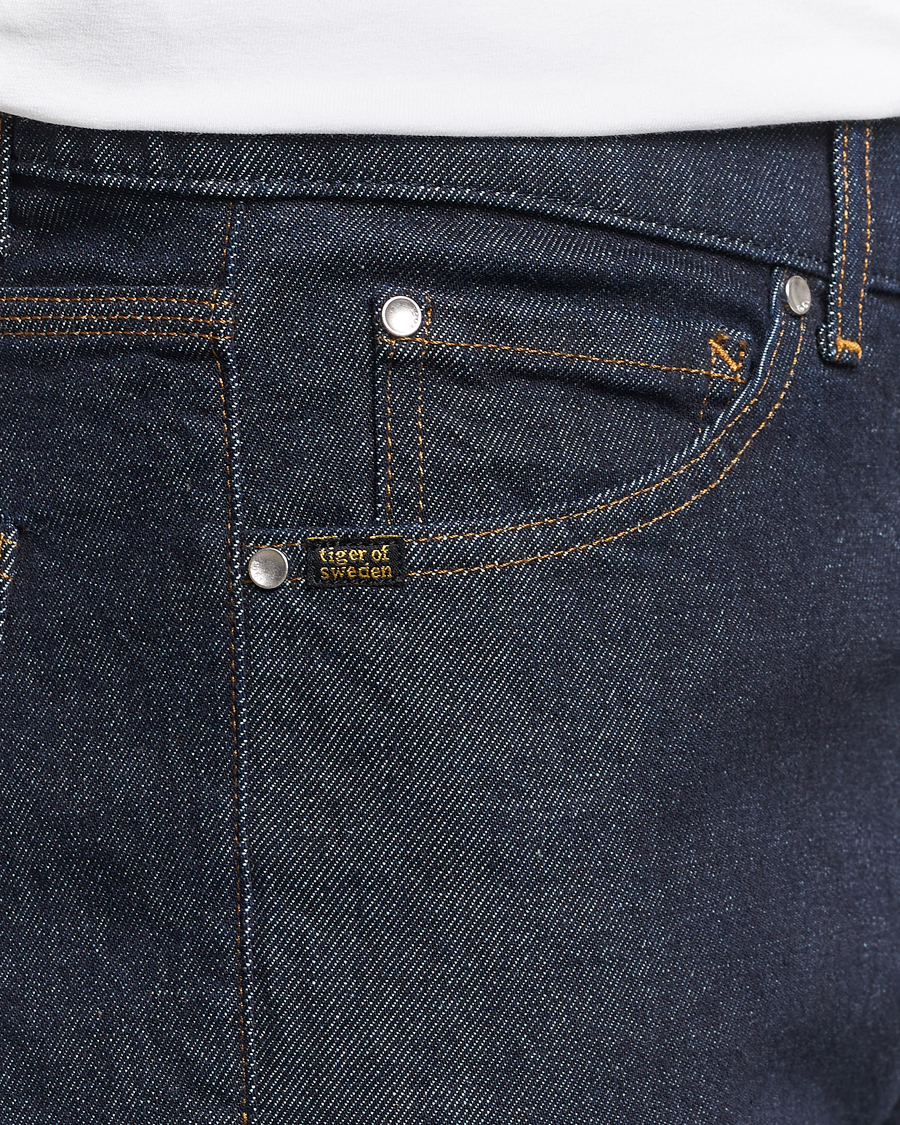 Uomini | Pantaloni | Tiger of Sweden | Des Jeans Ripen Blue