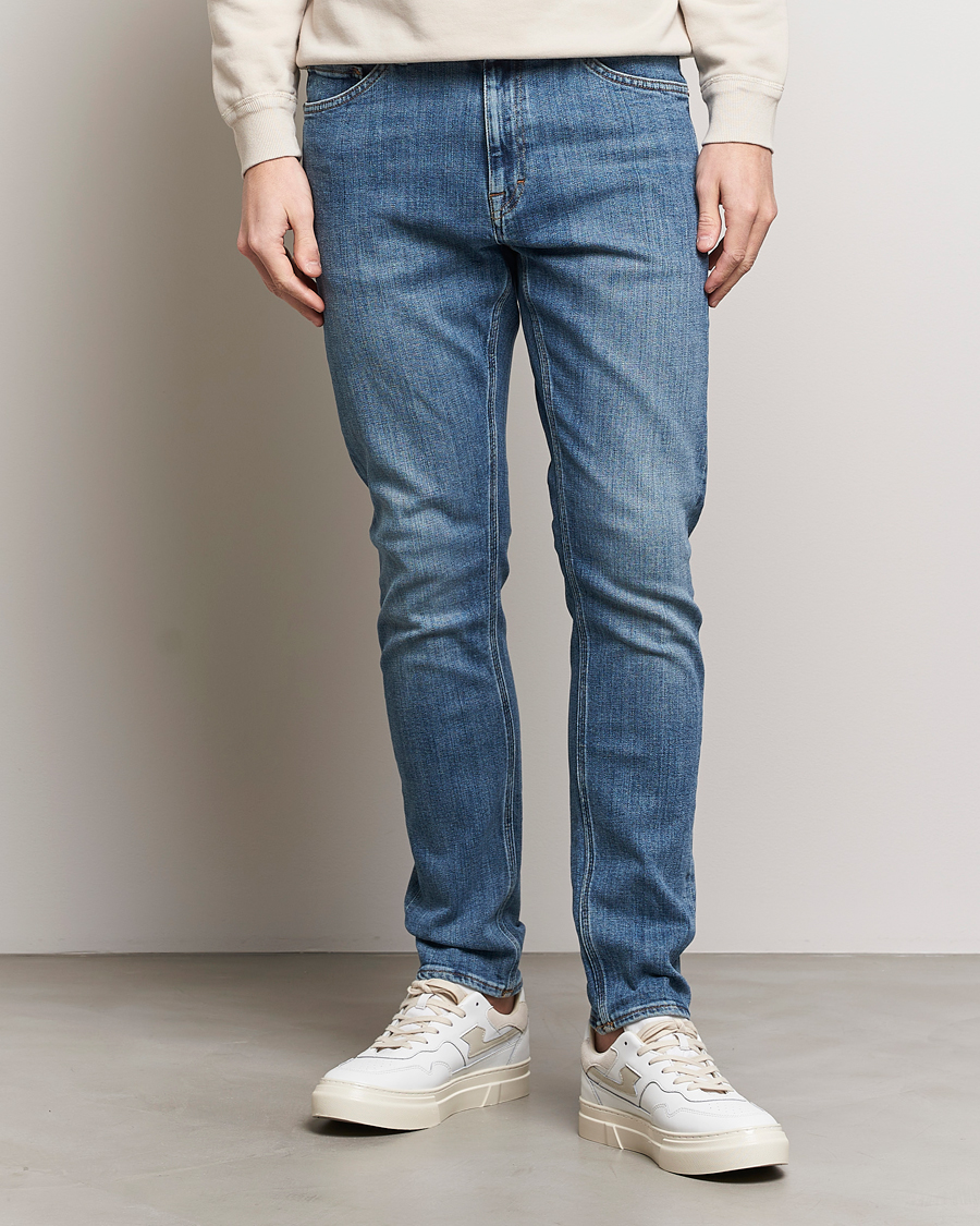 Uomini | Pantaloni | Tiger of Sweden | Evolve Jeans Dust Blue