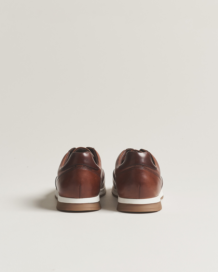 Uomini | Sneakers | Loake Shoemakers | Bannister Leather Running Sneaker Cedar