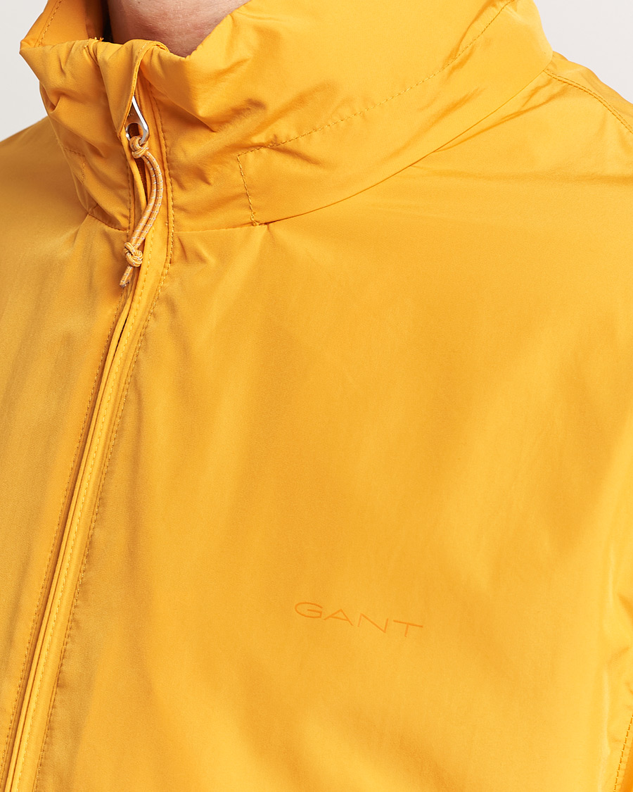 Uomini | Giacche | GANT | Light Nylon Windcheater Medal Yellow