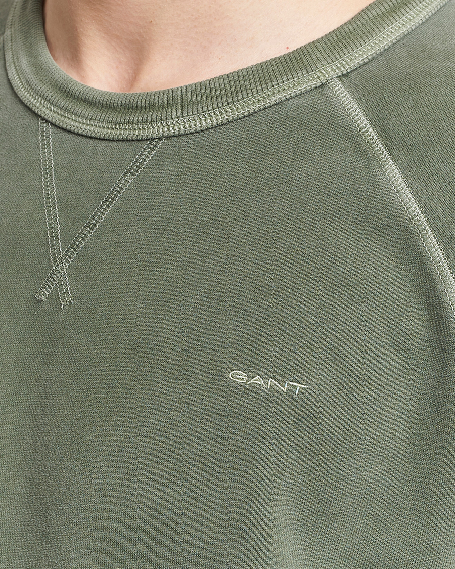 Uomini | Maglieria | GANT | Sunbleached Crew Neck Sweatshirt Pine Green