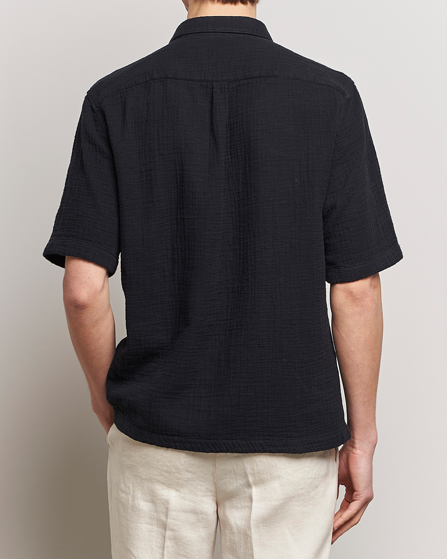 Uomini | Camicie | Oscar Jacobson | Short Sleeve City Crepe Cotton Shirt Black
