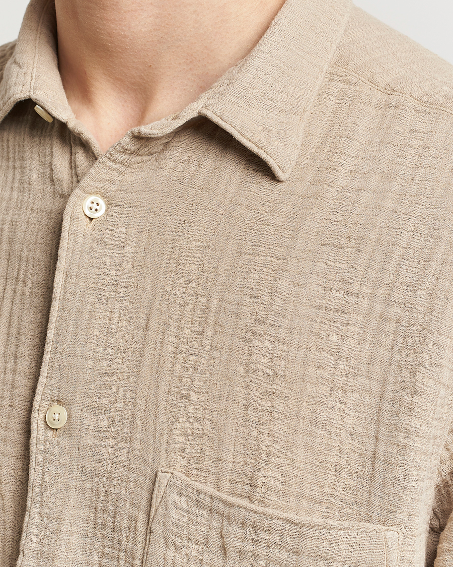 Uomini | Camicie | Oscar Jacobson | Short Sleeve City Crepe Cotton Shirt Beige