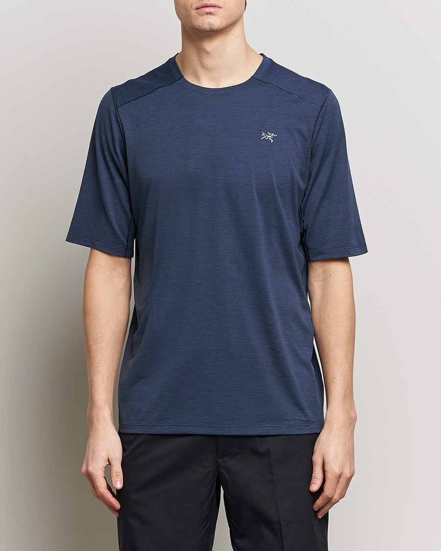 Uomini | T-shirt | Arc'teryx | Cormac Crew Neck T-Shirt Black Sapphire Heather