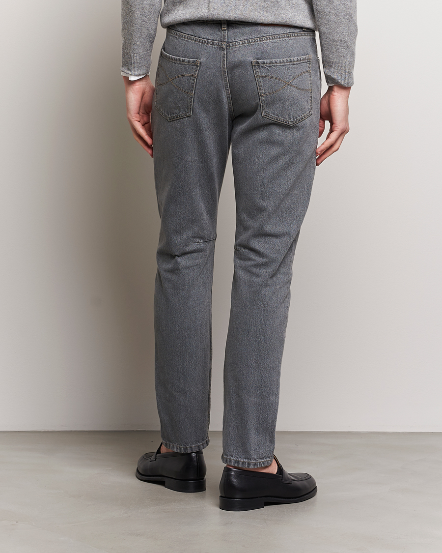 Uomini | Jeans | Brunello Cucinelli | Leisure Fit Jeans Grey Wash