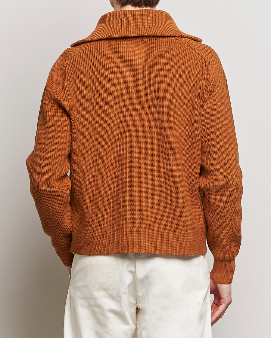 Uomini | Maglieria | Maison Kitsuné | Tonal Fox Head Ribbed Half Zip Tobacco