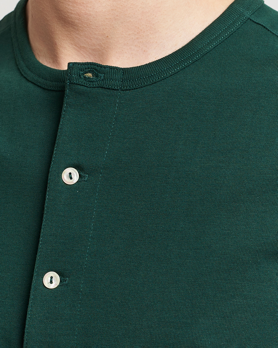 Uomini | T-shirt | Merz b. Schwanen | Short Sleeve Organic Cotton Henley Classic Green