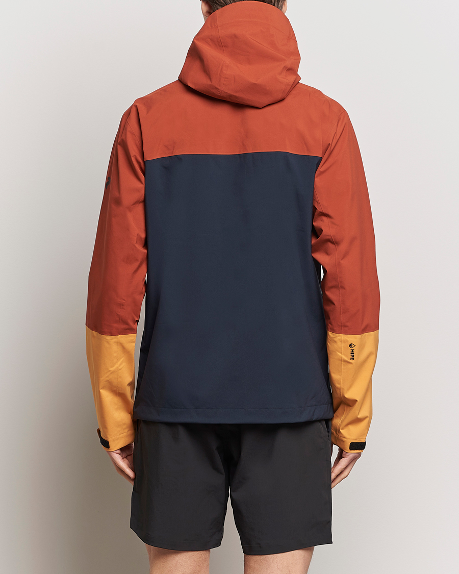 Uomini | Giacche | Peak Performance | Trail Hipe Hooded Jacket Spiced/Salute Navy/Desert