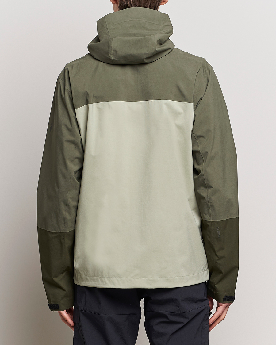 Uomini | Giacche | Peak Performance | Trail Hipe Hooded Jacket Pine Needle/Limit Green