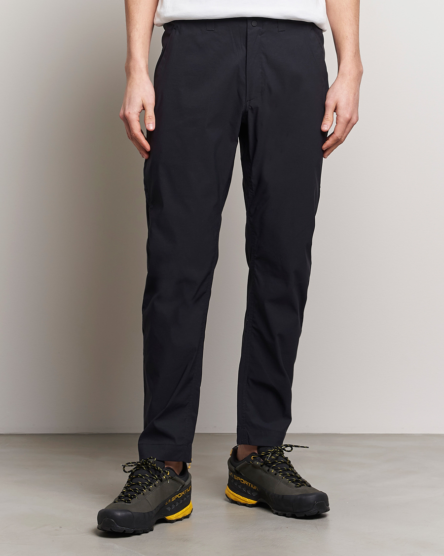 Uomini | Pantaloni | Peak Performance | Commuter Pants Black