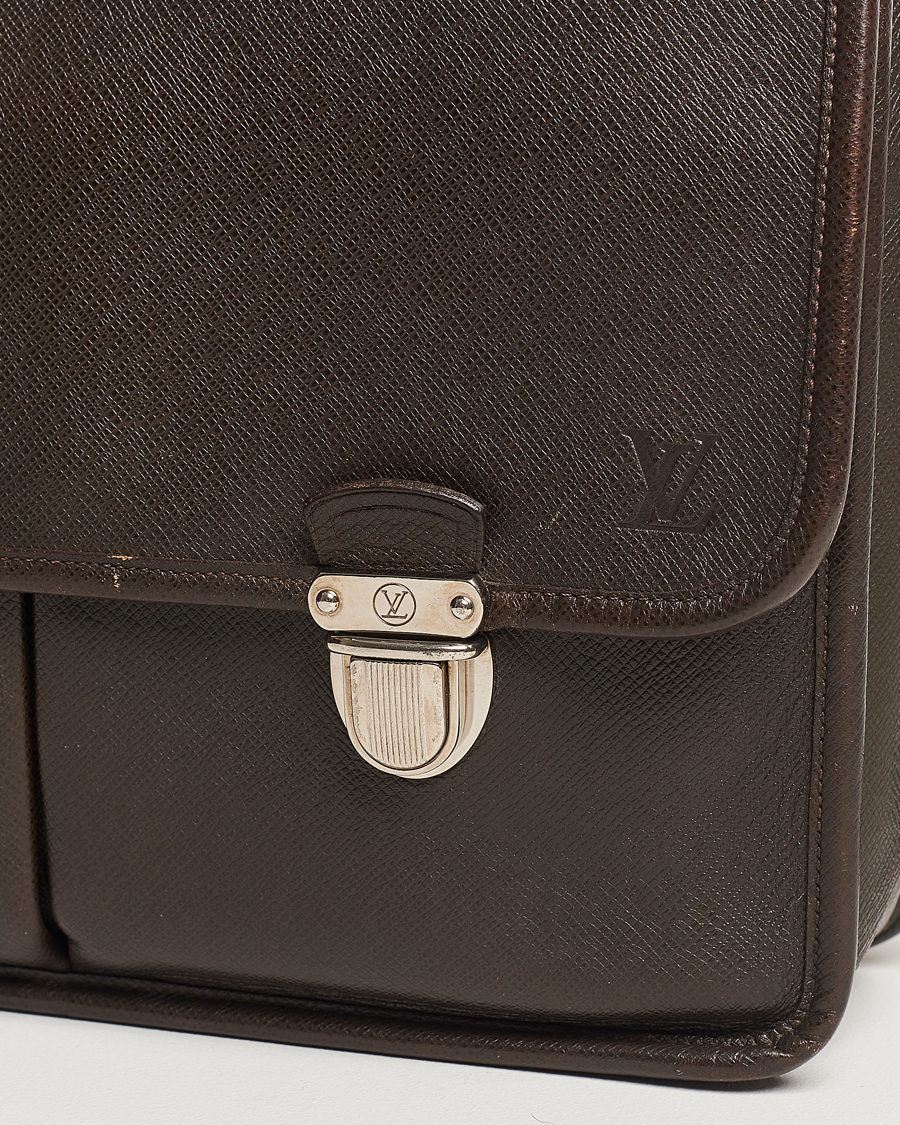 Uomini | Louis Vuitton Pre-Owned Alexei Leather Messenger Bag Leather Brown | Louis Vuitton Pre-Owned | Alexei Leather Messenger Bag Leather Brown