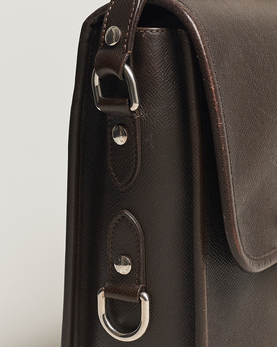 Uomini | Louis Vuitton Pre-Owned Alexei Leather Messenger Bag Leather Brown | Louis Vuitton Pre-Owned | Alexei Leather Messenger Bag Leather Brown