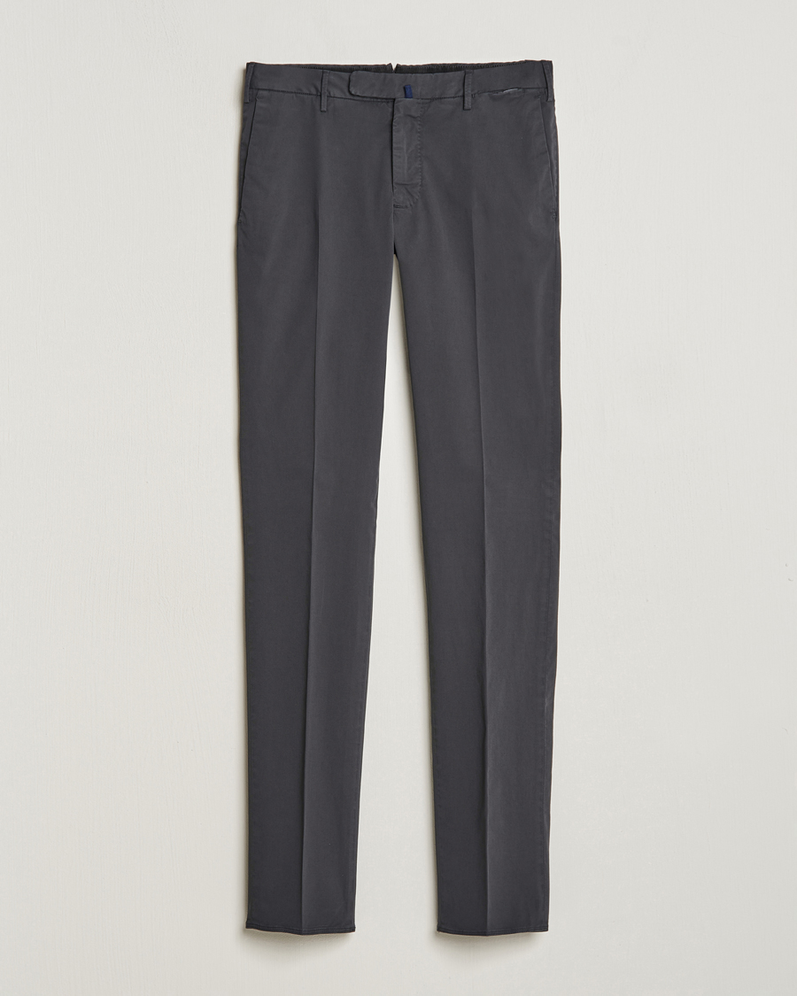 Uomini | Pantaloni | Incotex | Slim Fit Comfort Chinos Charcoal