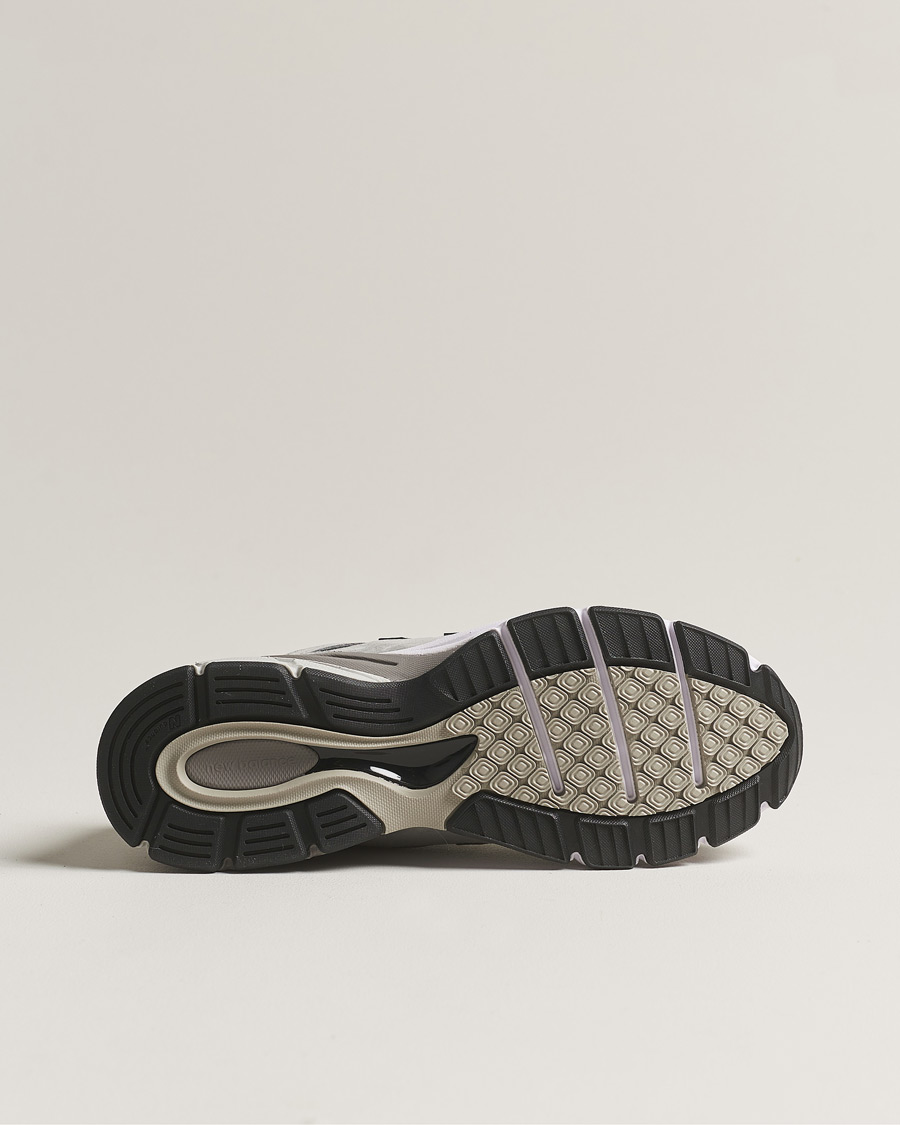 Uomini | Sneakers | New Balance Made In US & UK | New Balance Made in USA 990v4 Sneakers Grey