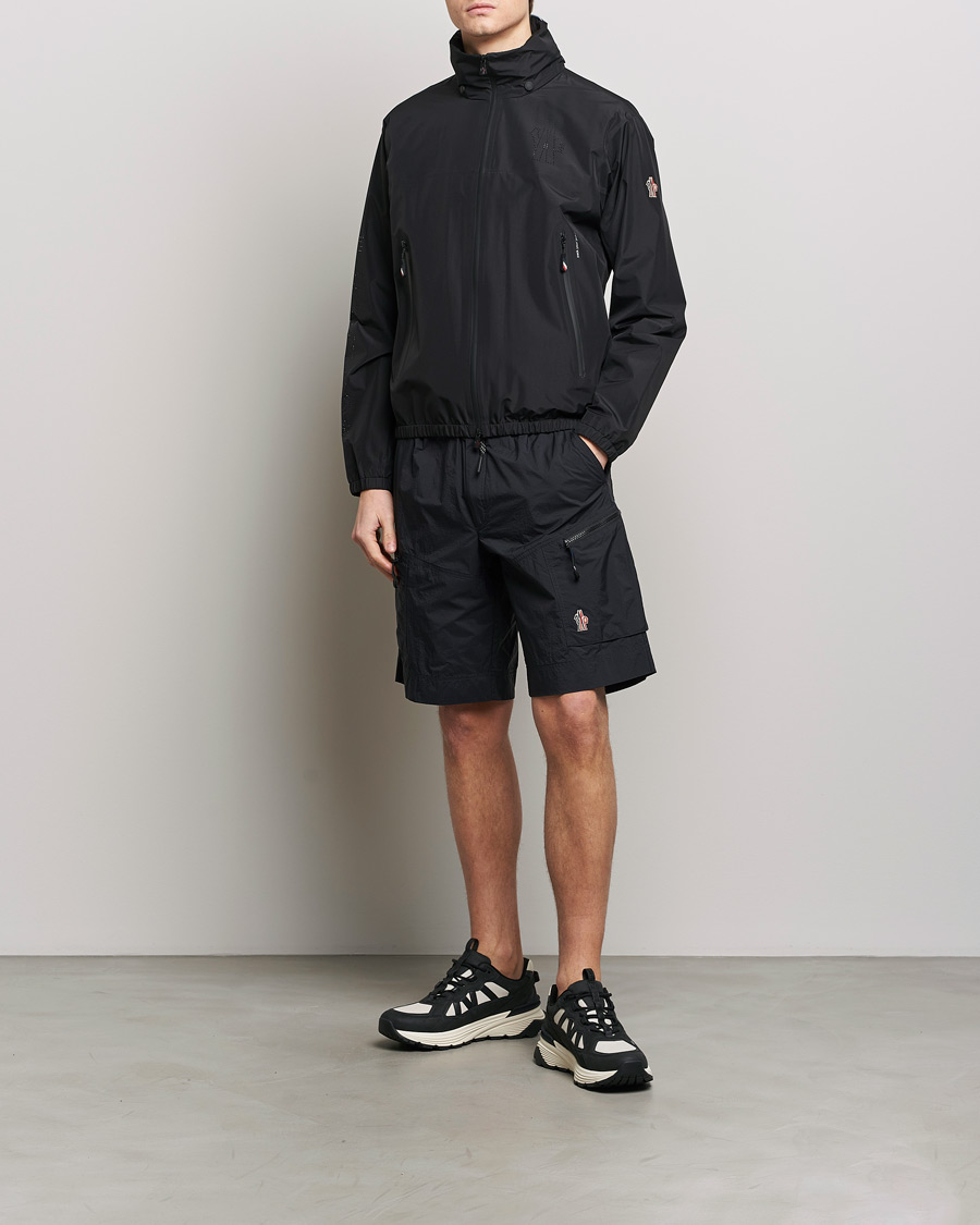Uomini | Pantaloncini | Moncler Grenoble | Cargo Shorts Black
