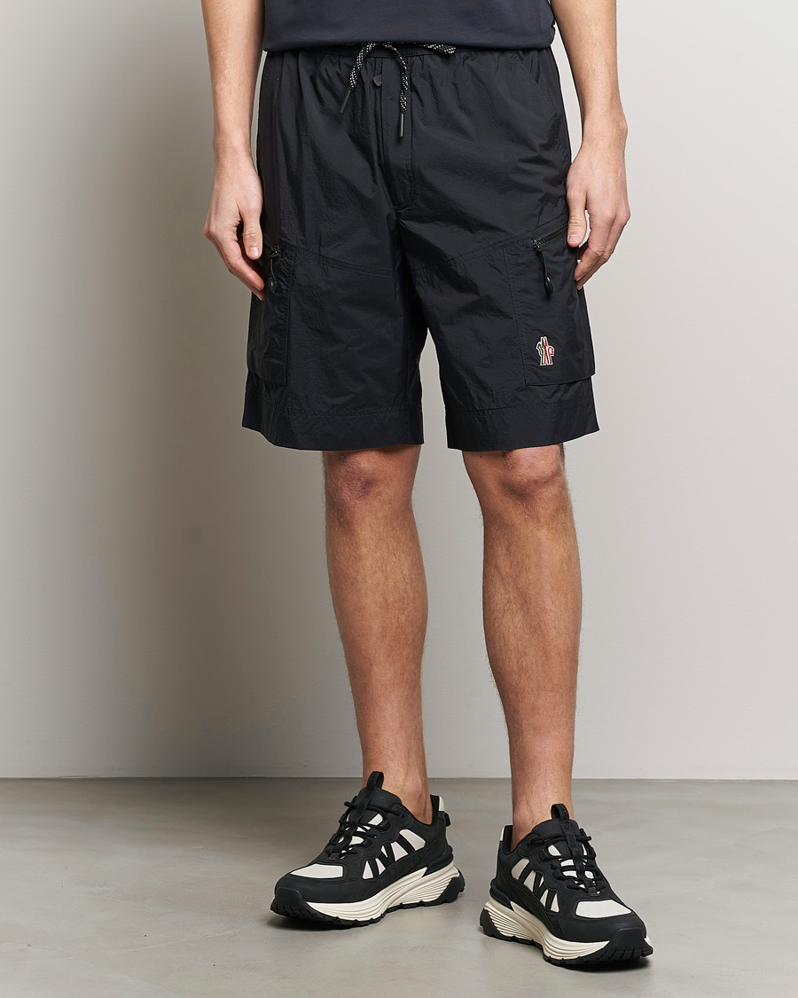 Uomini | Pantaloncini | Moncler Grenoble | Cargo Shorts Black