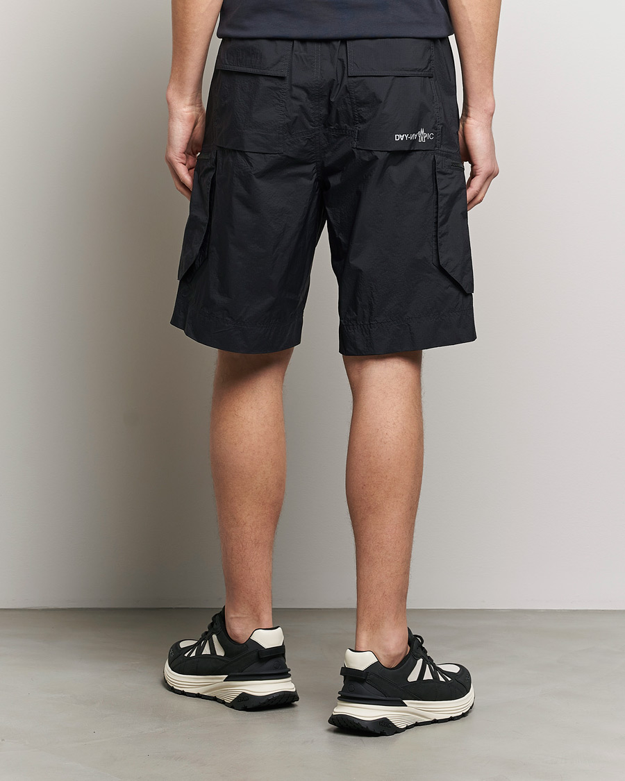 Uomini | Pantaloncini | Moncler Grenoble | Cargo Shorts Black