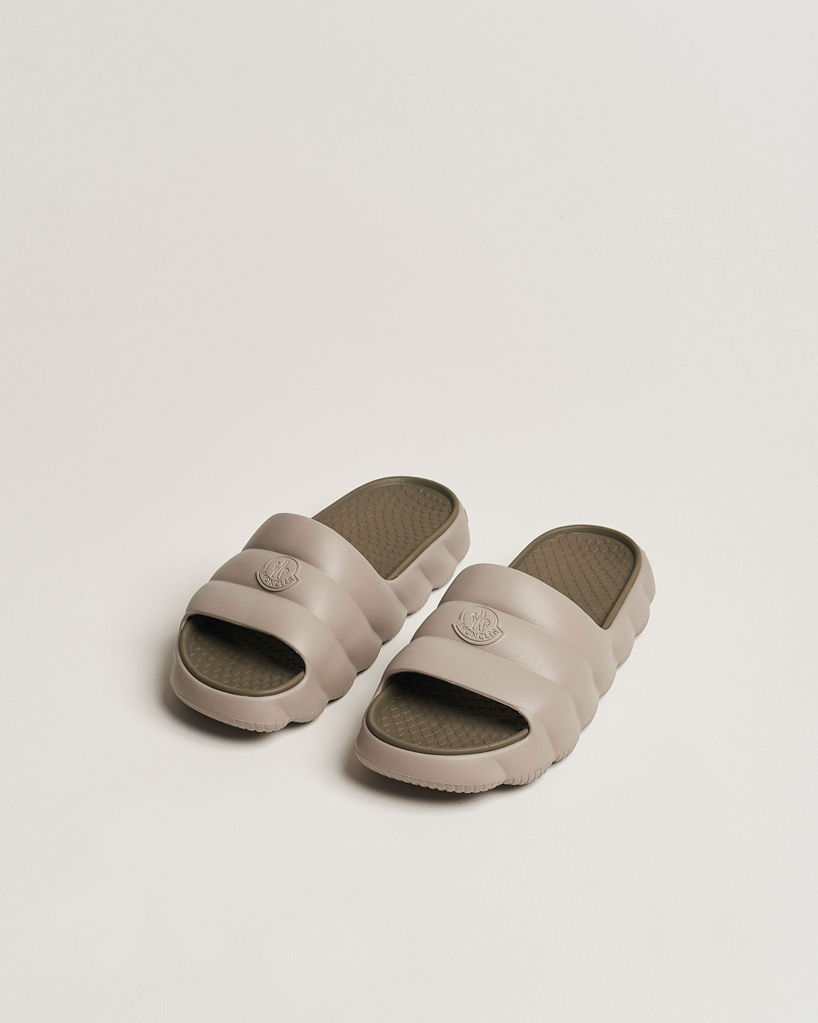 Uomini | Moncler Lilo Slides Beige | Moncler | Lilo Slides Beige