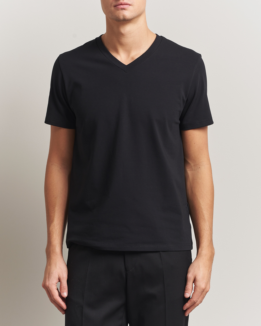 Uomini | T-shirt | Filippa K | Organic Cotton V-Neck T-Shirt Black