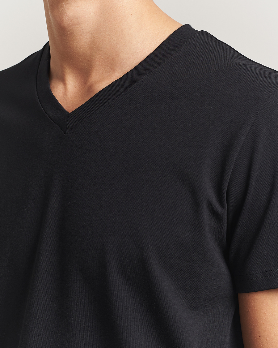 Uomini | T-shirt | Filippa K | Organic Cotton V-Neck T-Shirt Black