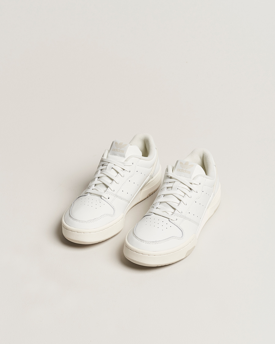 Uomini | adidas Originals Team Court 2 Sneaker Off White | adidas Originals | Team Court 2 Sneaker Off White