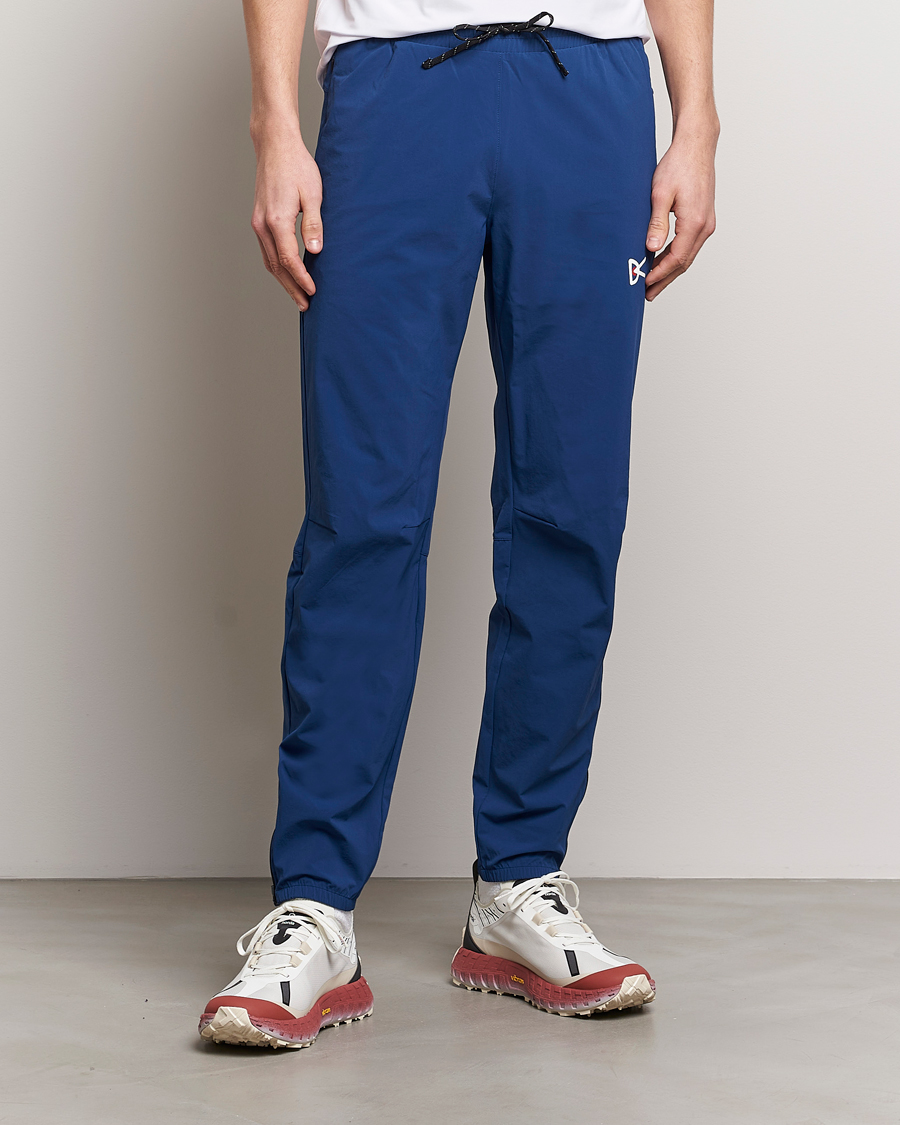 Uomini | Pantaloni | District Vision | Lightweight DWR Track Pants Navy