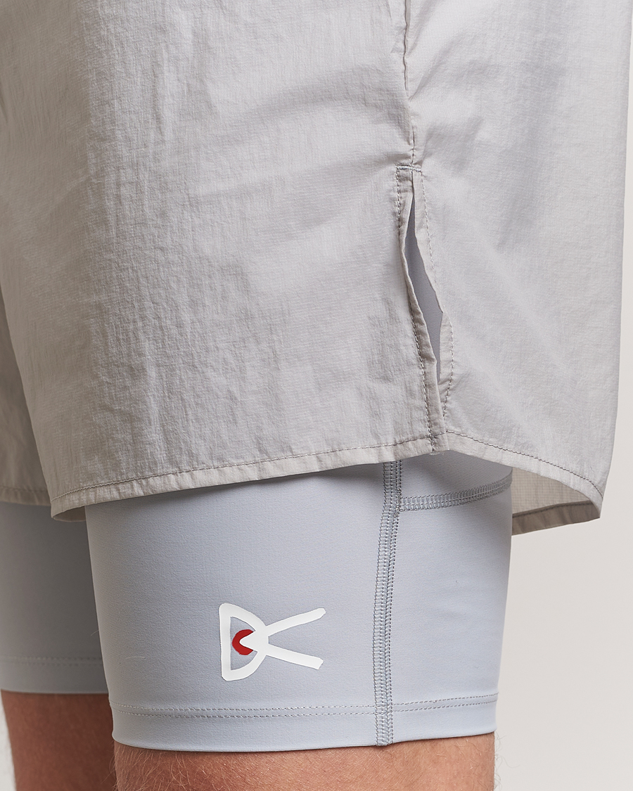 Uomini | Pantaloncini | District Vision | Ripstop Layered Trail Shorts Moonbeam