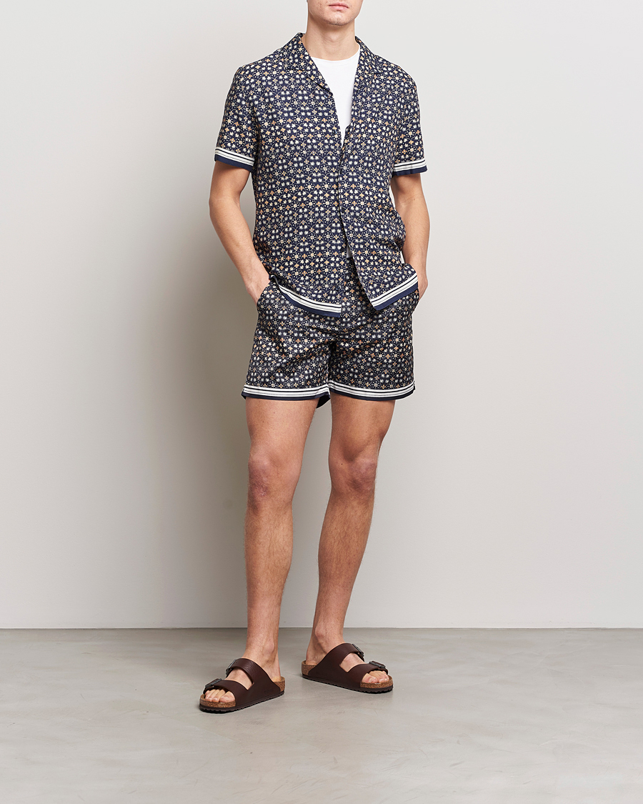 Uomini | Camicie | Orlebar Brown | Hibbert Fiore Viscose/Linen Printed Shirt Night Iris