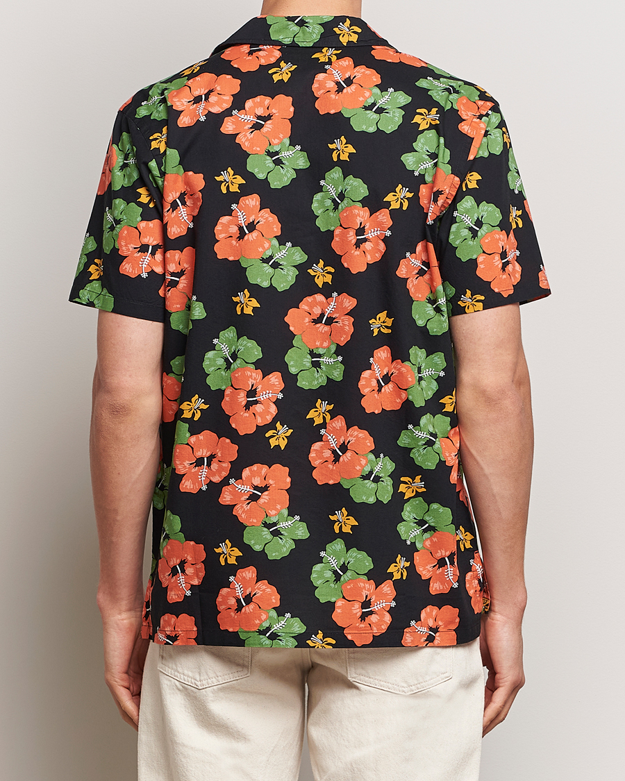 Uomini | Camicie | Nudie Jeans | Arvid Flower Hawaii Shirt Black