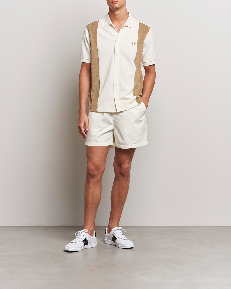 Uomini | Camicie | Fred Perry | Towelling Panel Polo Short Sleeve Shirt Ecru