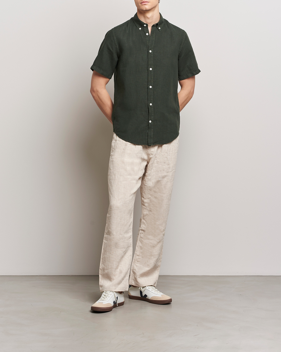 Uomini | Camicie | NN07 | Arne Linen Short Sleeve Shirt Rosin Green