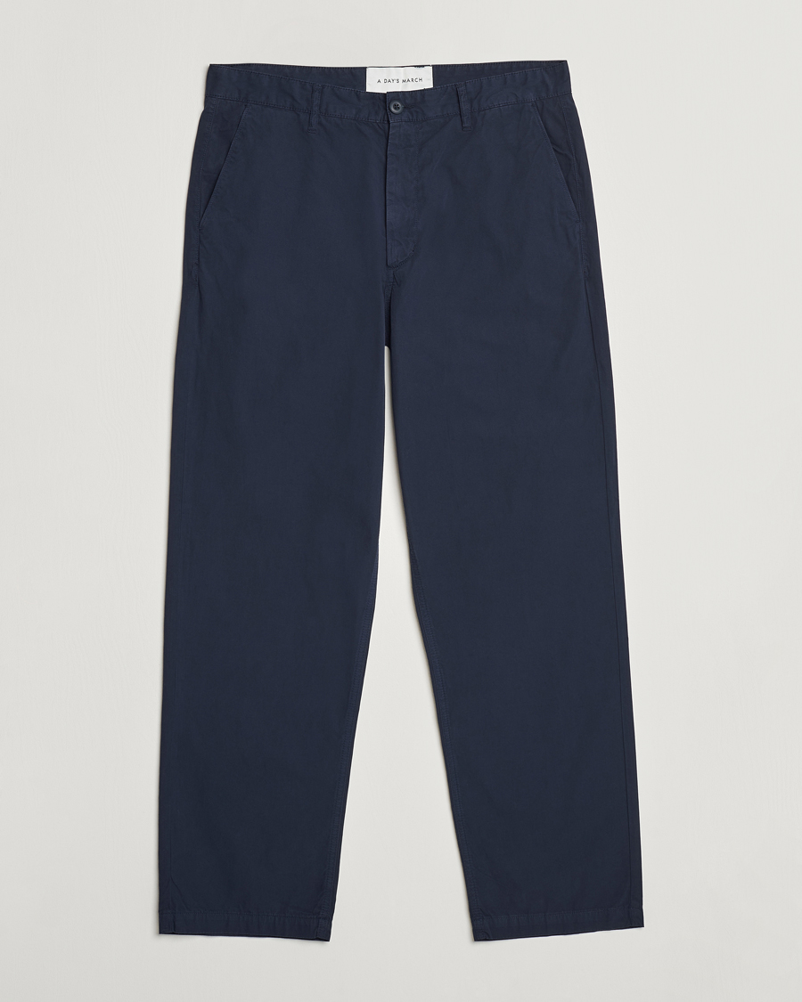 Uomini | Pantaloni | A Day's March | Redwood Light Cotton Trousers Navy