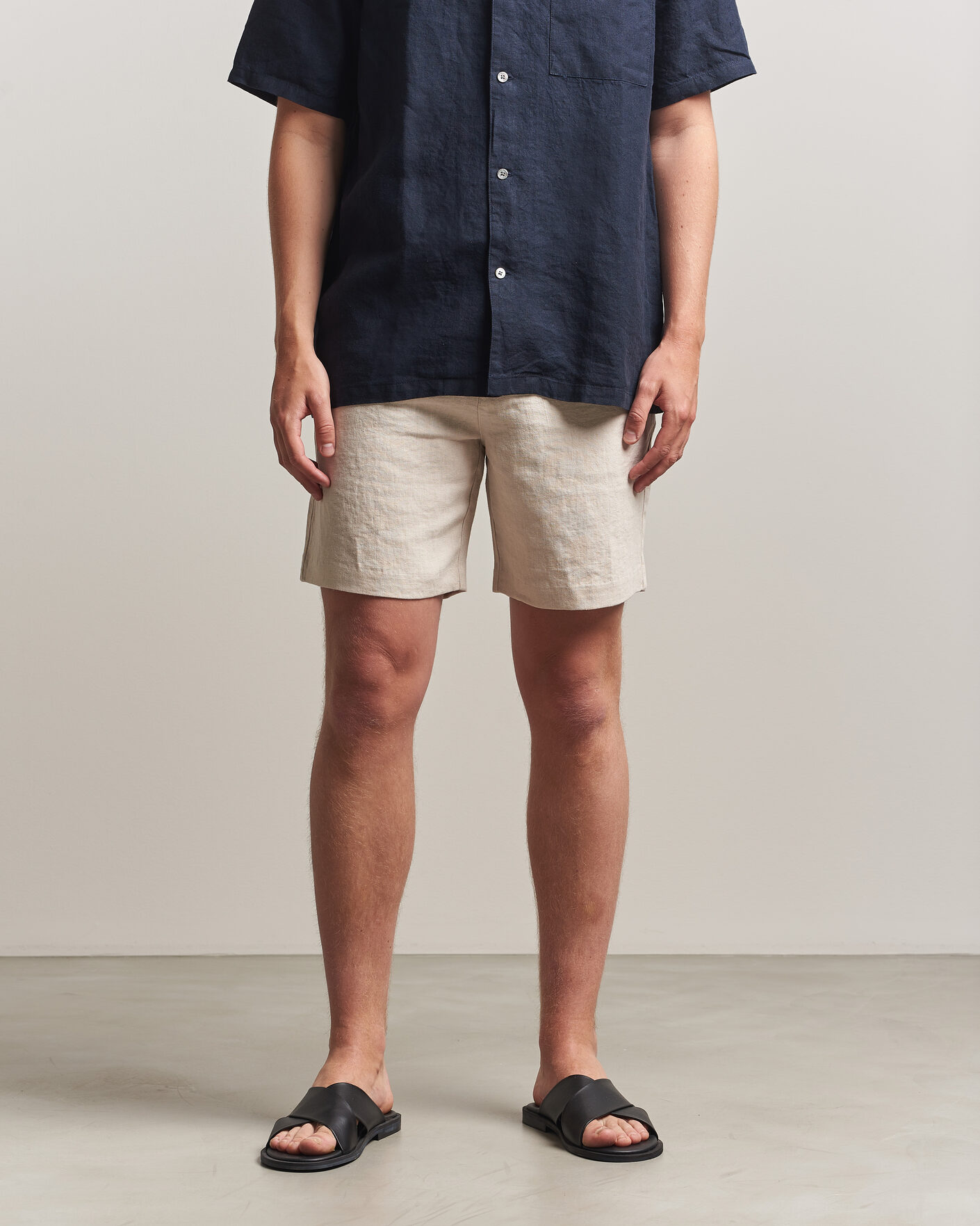 Uomini | Pantaloncini | A Day's March | Luny Linen Shorts Oyster