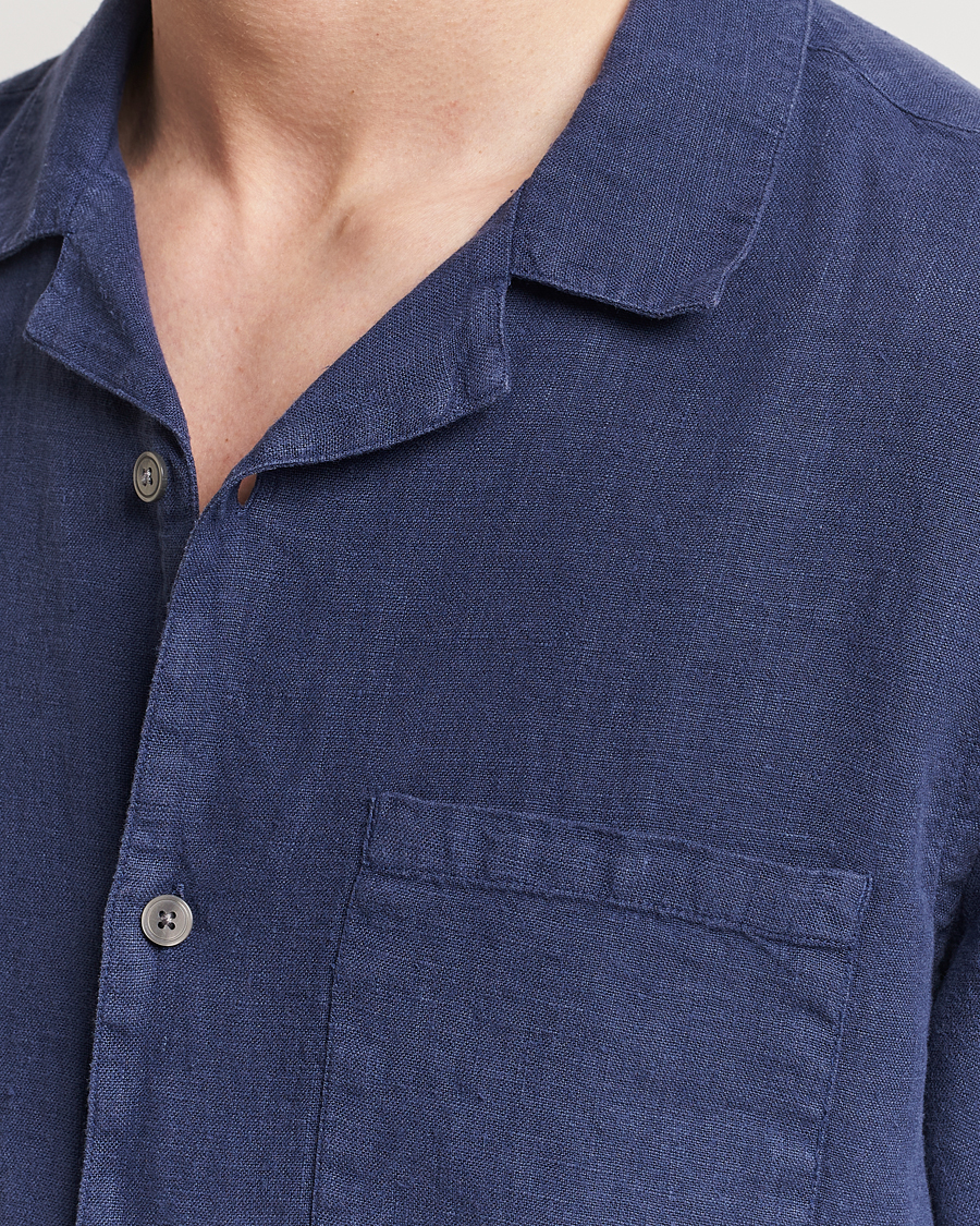 Uomini | Camicie | A Day's March | Yamu Short Sleeve Linen Shirt Brewers Blue