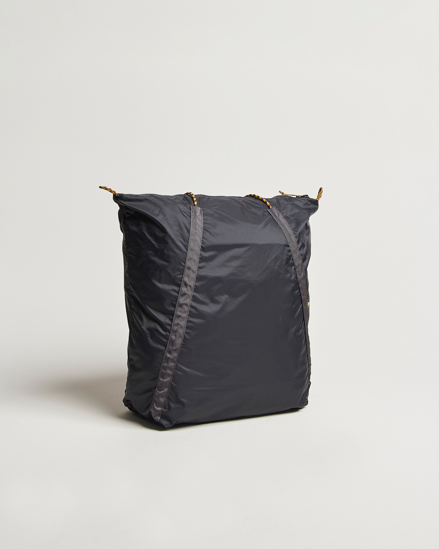 Uomini | Borse | Klättermusen | KlättermusenGebo 23L Lightweight TotebagRaven