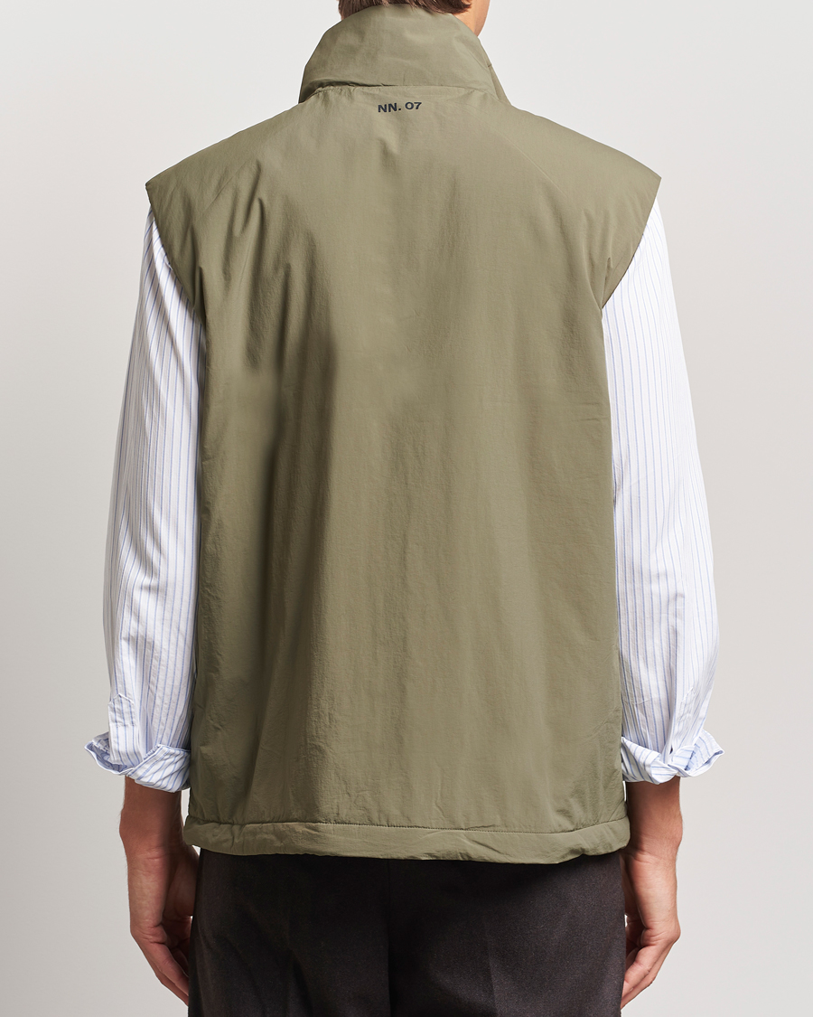Uomini | Giacche | NN07 | Perry Nylon Padded Vest Capers Green