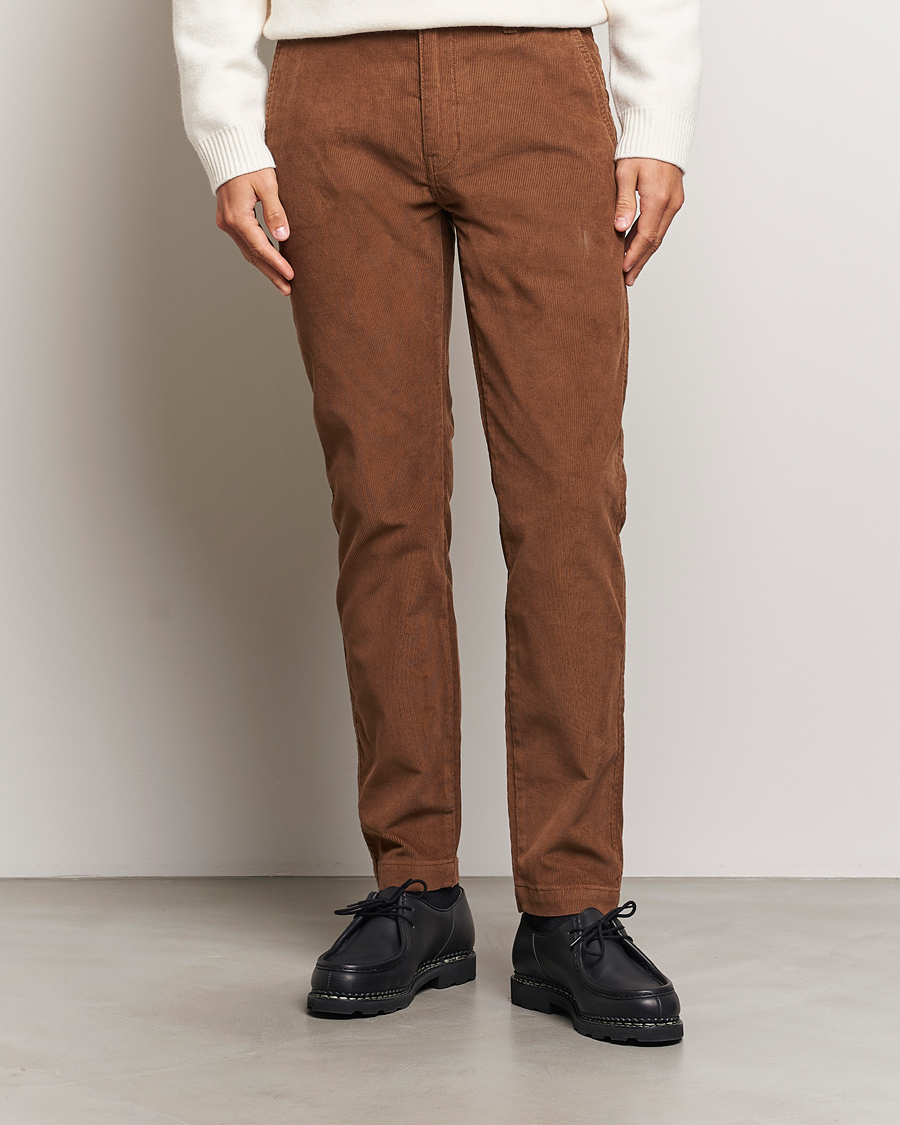 Uomini | Pantaloni | Levi's | 14W Corduroy Chino Karla Brown
