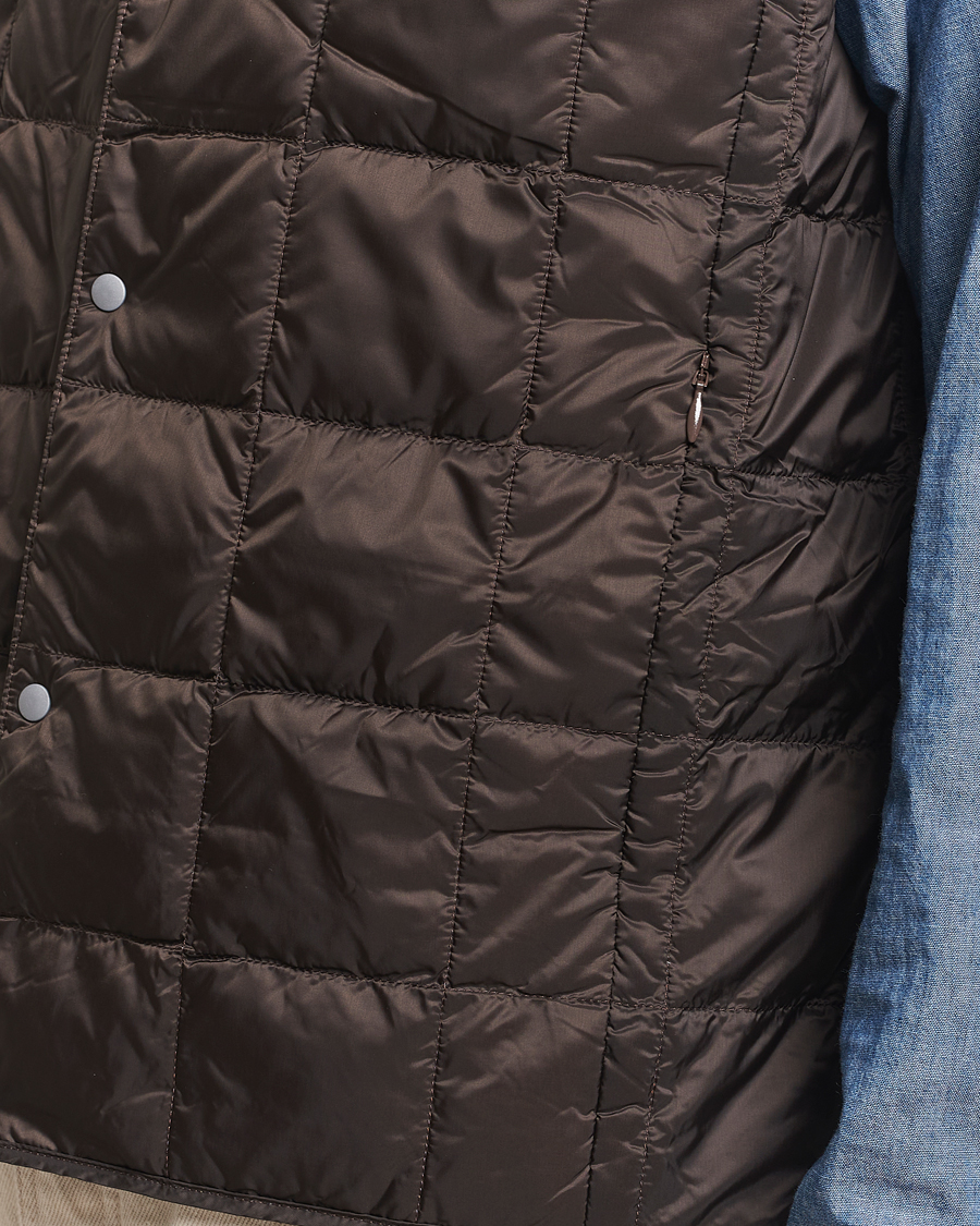 Uomini | Giacche | TAION | V-Neck Lightweight Down Vest Dark Choco